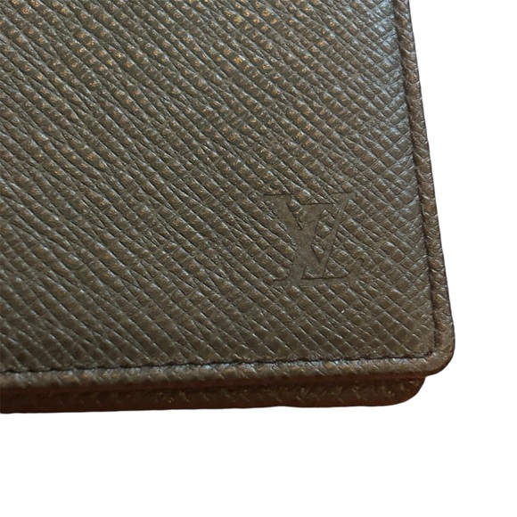 Louis Vuitton Wallet - Picture 4 of 8